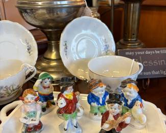 Occupied Japan figurines