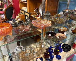 Marigold Carnival glass, Fenton, Imperial.