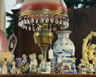 Wonderful hand painted pendant with prisims