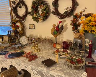 Thanksgiving Warmth to Holiday Cheer!