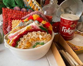 HANDMADE CROCHETED HOTPADS