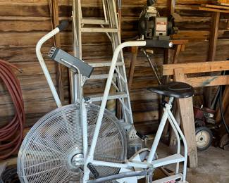 SCHWINN AIR-DYNE STATIONARY BIKE