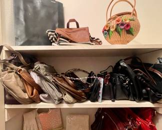VINTAGE PURSES