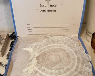 VINTAGE FIRST HOLY COMMUNION VEIL 