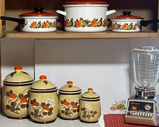 RETRO ENAMELWARE POTS, RETRO CANISTER SET, VINTAGE OSTERIZER BLENDER