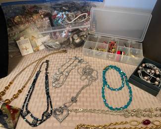 JEWELRY CRAFT BAGS, COSTUME JEWELRY