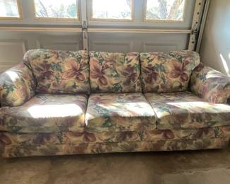 FLORAL COUCH