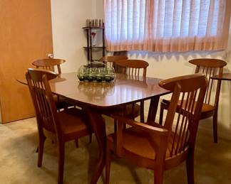 MCM VILLAGE FLAIR BY GARRISON TABLE WITH 6 CHAIRS-HAS A LEAF AND MATCHING CHINA CABINET