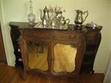 Mirrored chest....