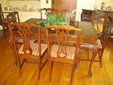 Chippendale DR table w/10 chrs.