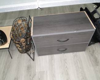 Additional storage for the grey desk