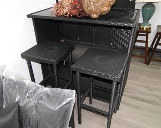 Plenty of storage in this wonderful bar piece