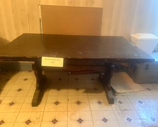 Single Dinning table.