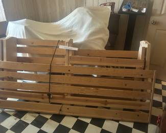 Trundle bed