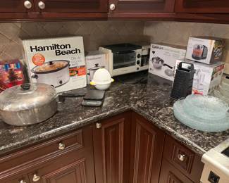Tons of kitchen items (some new in box!).
