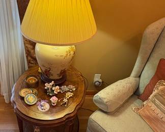 End Tables & Decorative Lamps