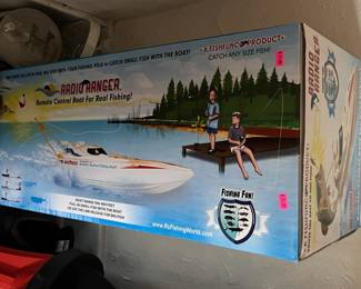 Radio Ranger remote control boat - NIB