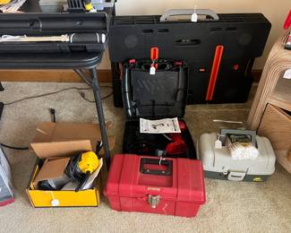 Folding portable workbench. Drills. Gun cleaning kit