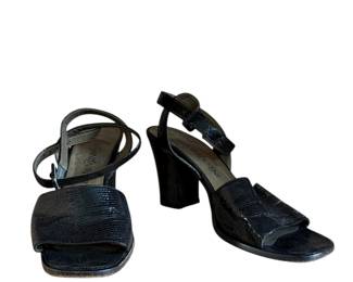 Shoe size range 39-40