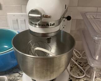 Kitchen Aid classic mixer