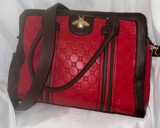 Vegan material purse