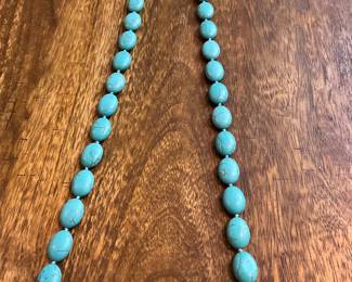 Lovely turquoise colored necklace