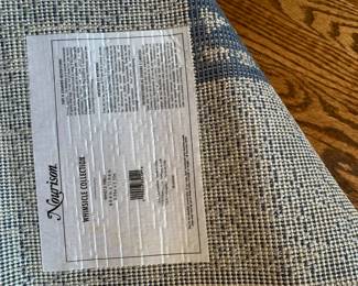 #126	Machine Made Blue & White Rug - 8x11'	 $75.00 			
