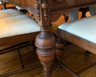#1	walnut dining room table with 2 leaves hiding inside 60to96x40x30 with 5 chairs	 $225.00 			
