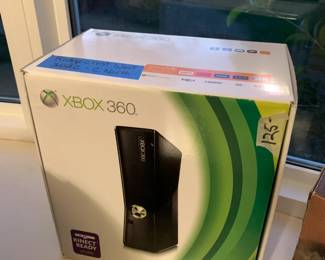 #177	Xbox 360 - 4GB	 $125.00 			

