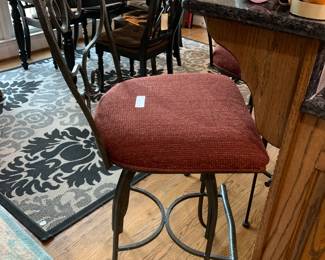 #134	Set of 5 Metal Base Swivel Barstools - 30" Tall	 $150.00 			
