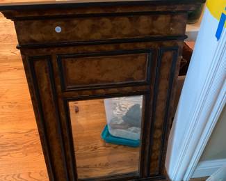 #147	Rectangular wood Beveled Mirror - 24x34	 $100.00 			
