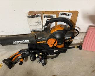 Worx Hydroshot Power Cleaner Pressure Washer & Leaf Blower