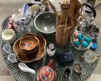 Lots of Kitchenware Items