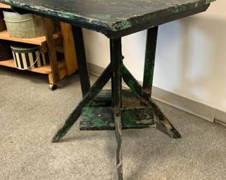 Rustic Chippy Paint Table