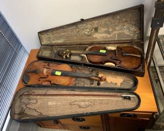 Antique Violins 