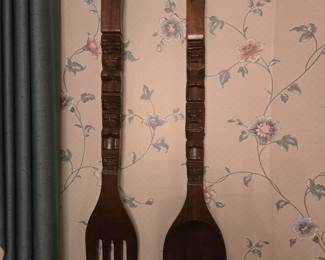Big fork and spoon with Tiki theme