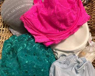 VICTORIA SECRET, BALI, other bras