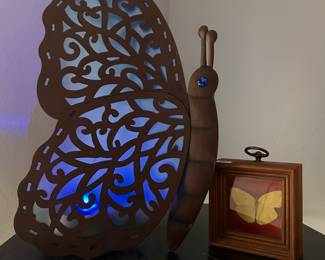solar powered butterfly lamp