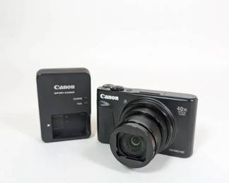 Canon PowerShot SX740 HS With Battery And Charger