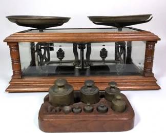 Torsion Balance Company Pharmacy Scale