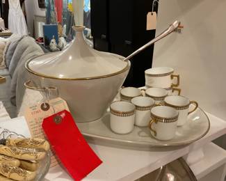 Alma Bavaria serving bowl and platter $62.50 + tax