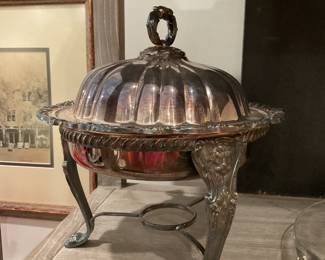 Silver plates chafing dish