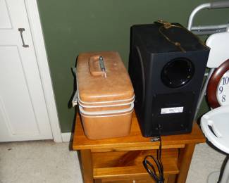END TABLE AND SUB WOOFER AND VINTAGE SAMSONITE COSMETIC BAG