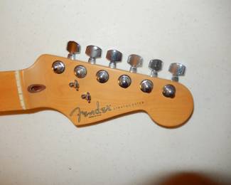 VINTAGE 2000 FENDER STRATOCASTER AMERICAN STANDARD MAPLE NECK