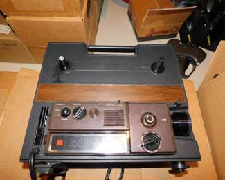 GAF DUAL 8 MOVIE PROJECTOR