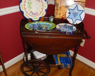 VINTAGE MAHOGANY TEA/BEVERAGE CART