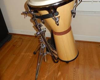 LP ASPIRE DJEMBE 12.5” DRUM NATURAL & CHROME FINISH & GIBRALTAR STAND