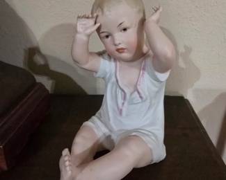 Victorian Biscuit Piano baby