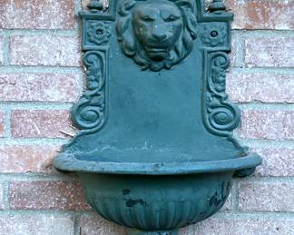 Cast iron wall fountain planter