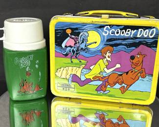 1970s Scooby Doo Metal Lunchbox and matching thermos by THERMOS, minus the Scooby snacks